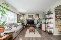 2130 SANDALWOOD CRESCENT - thumbnail 4