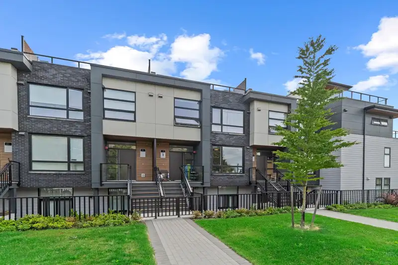 114 6085 IRMIN STREET - photo 1 of 27
