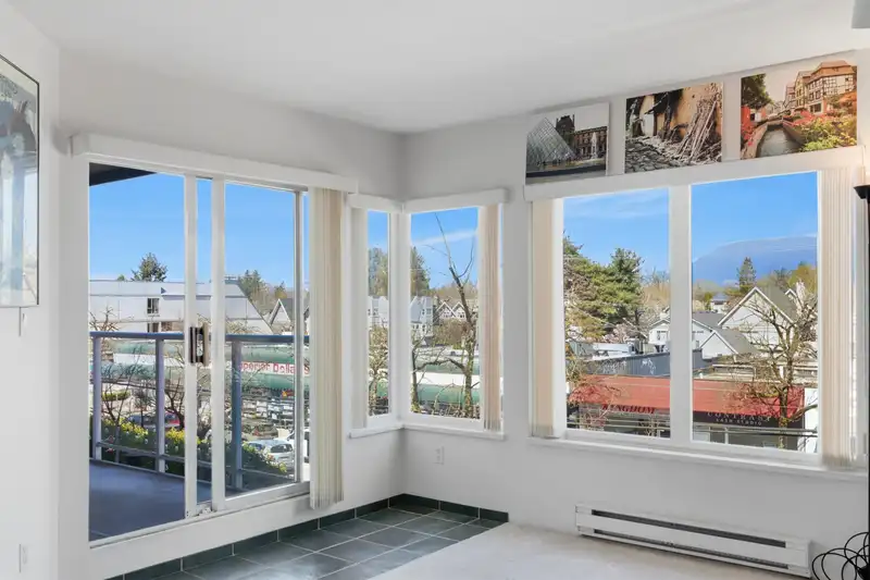 211 3250 W BROADWAY - photo 3 of 39