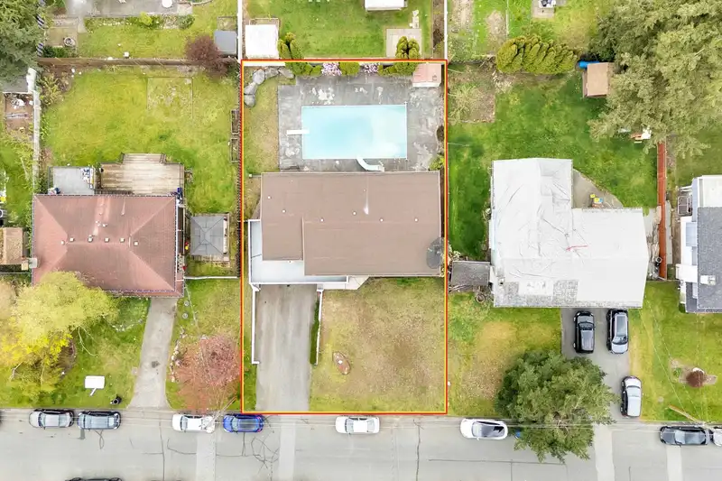 7327 112A STREET - photo 2 of 40