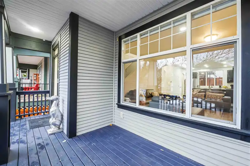 10256 243A STREET - photo 3 of 40