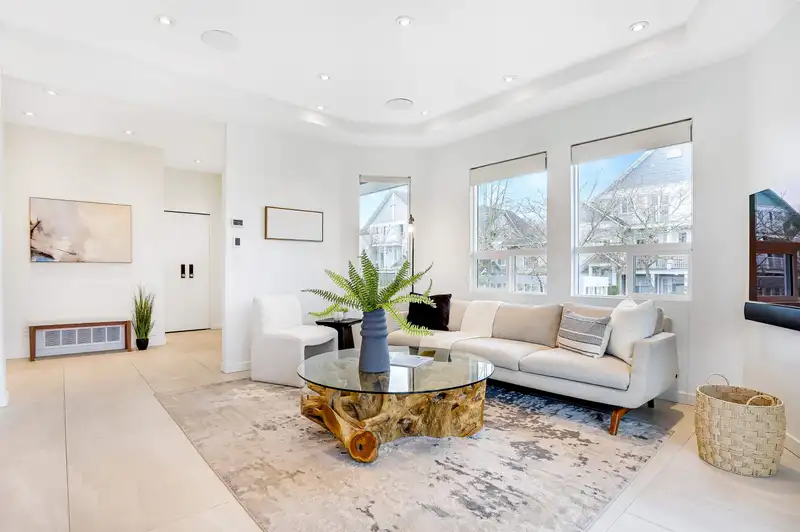 6371 LONDON ROAD - photo 1 of 25