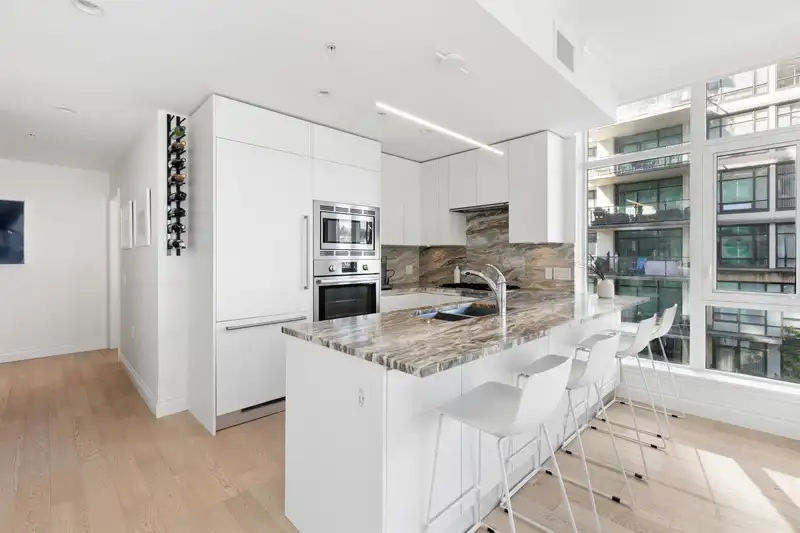 409 185 VICTORY SHIP WAY - photo 3 of 38