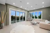 592 CRAIGMOHR DRIVE - thumbnail 5