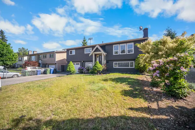 32138 ASTORIA CRESCENT - photo 3 of 30