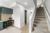 9 2886 MONTROSE AVENUE - thumbnail 18