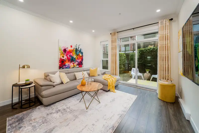 17 7039 MACPHERSON AVENUE - photo 1 of 38