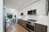 17 7039 MACPHERSON AVENUE - thumbnail 11
