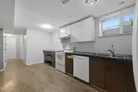 2259 LYNDEN STREET - thumbnail 14