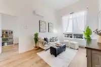 611 8117 200A STREET - thumbnail 1