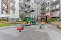 611 8117 200A STREET - thumbnail 21
