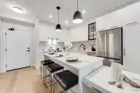 611 8117 200A STREET - thumbnail 5