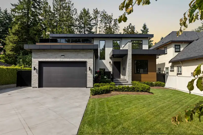 13093 98A AVENUE - photo 1 of 40