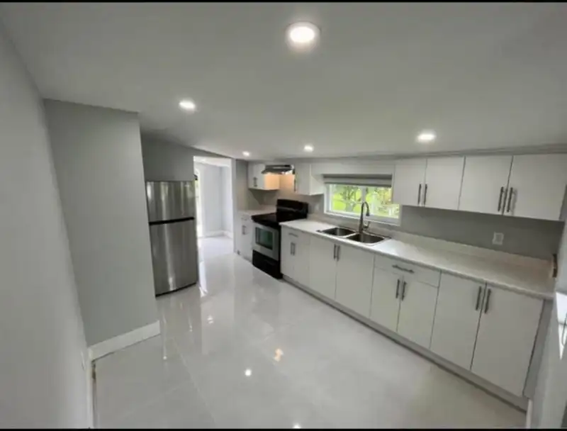 9518 ROBSON STREET - photo 1 of 8
