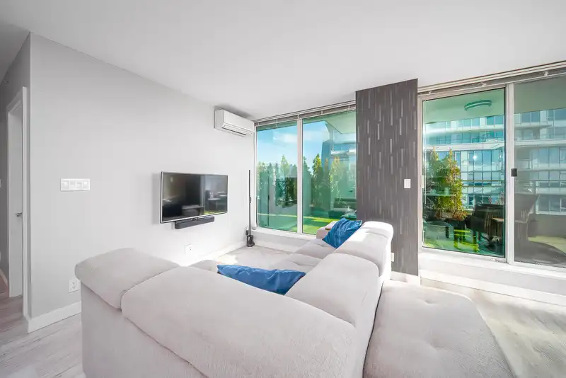 1201 6951 ELMBRIDGE WAY - photo 3 of 27