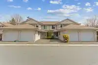 65 9045 WALNUT GROVE DRIVE - thumbnail 1