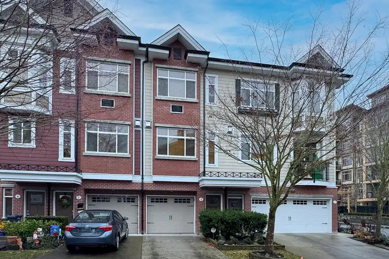 2 8068 207 STREET - photo 1 of 40