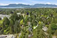 5662 LABURNUM STREET - thumbnail 3
