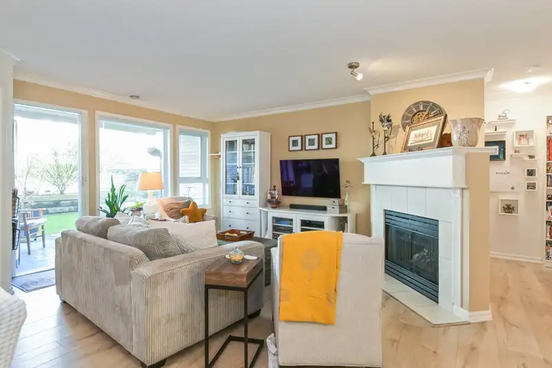 103 17727 58 AVENUE - photo 3 of 29
