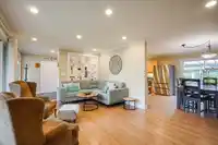 2370 LYNDEN STREET - thumbnail 8