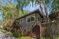 4 E 46TH AVENUE - thumbnail 31