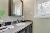4 E 46TH AVENUE - thumbnail 9