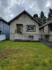 810 DUBLIN STREET - thumbnail 1