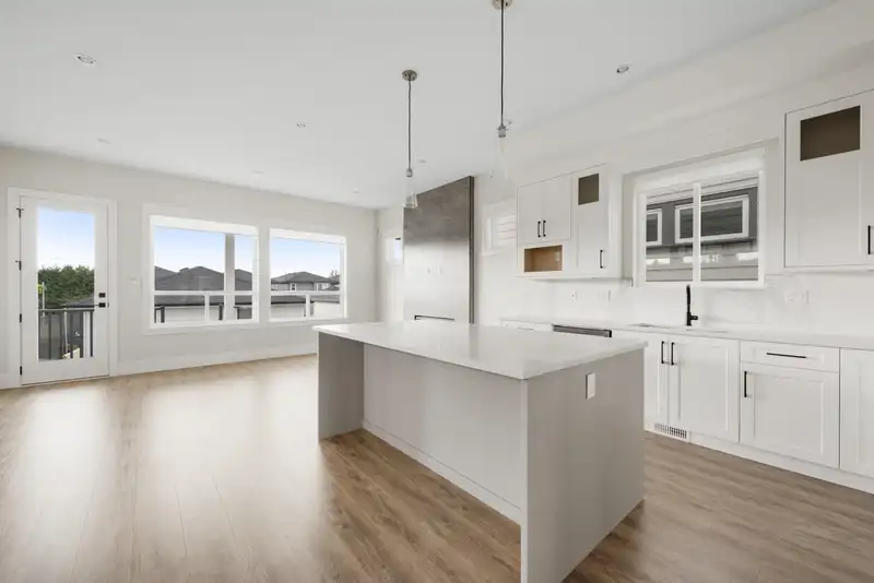16742 20A AVENUE - photo 1 of 40