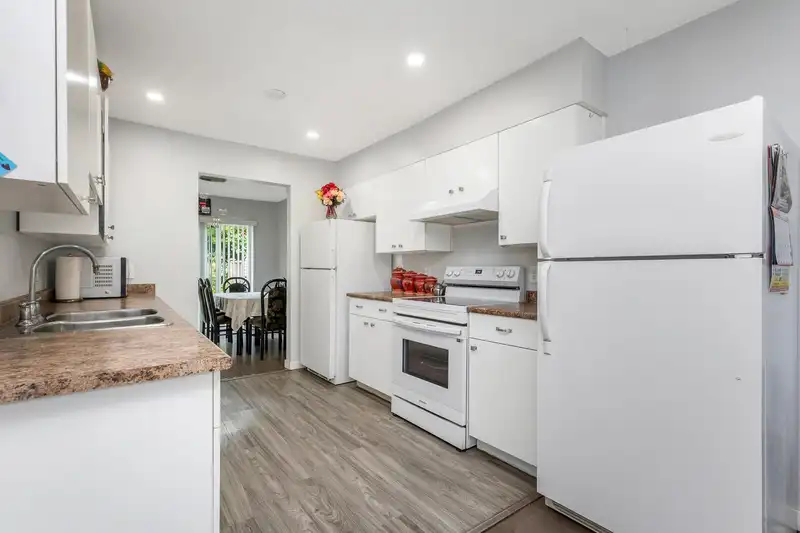 18 36060 OLD YALE ROAD - photo 4 of 32