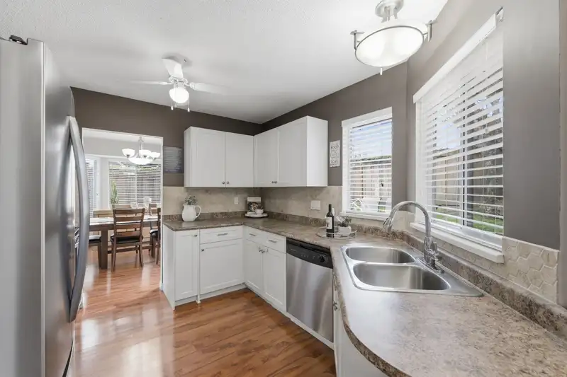 18 6940 NICHOLSON ROAD - photo 4 of 40
