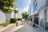 2216 WILLOW STREET - thumbnail 2