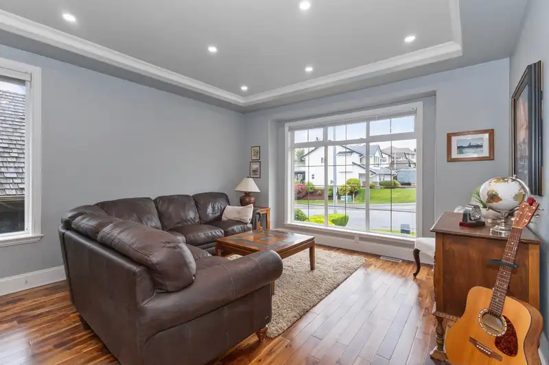3855 LATIMER STREET - photo 4 of 40