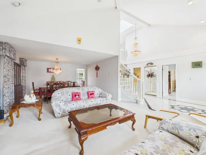 7969 MACPHERSON AVENUE - photo 2 of 40