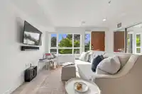 357 E 16TH AVENUE - thumbnail 3