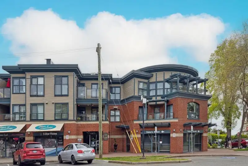 220 15210 PACIFIC AVENUE - photo 1 of 34