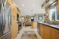33091 HAWTHORNE AVENUE - thumbnail 8