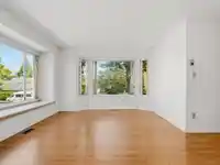 31 7311 MINORU BOULEVARD - thumbnail 9