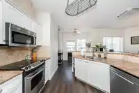 406 1630 154 STREET - thumbnail 15
