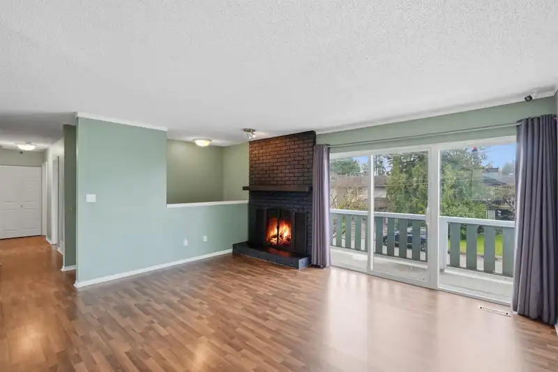 10337 JOHNSON WYND - photo 3 of 40