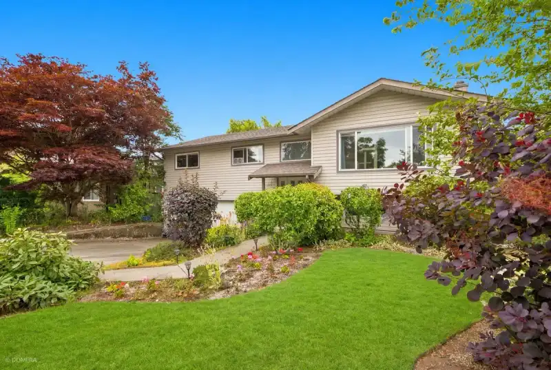 15467 POPLAR DRIVE - photo 1 of 32