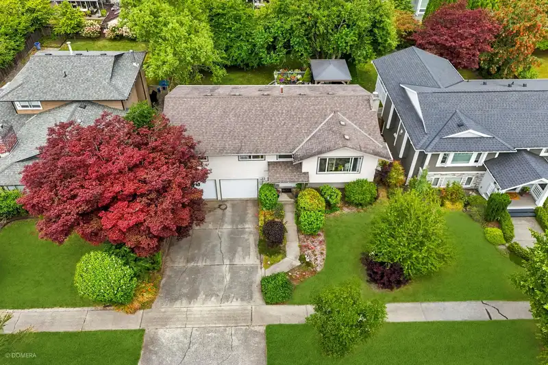 15467 POPLAR DRIVE - photo 4 of 32