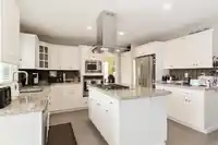 8164 SUMAC PLACE - thumbnail 13