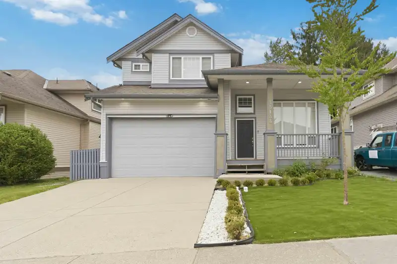 33133 DALKE AVENUE - photo 1 of 30