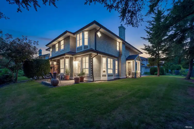 18 6950 120 STREET - photo 4 of 30