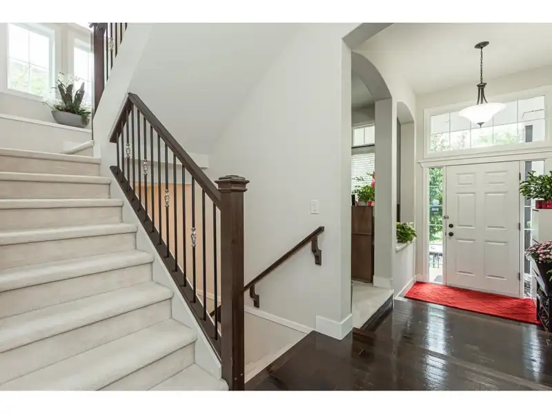 6100 163B STREET - photo 4 of 40