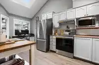 27 9045 WALNUT GROVE DRIVE - thumbnail 4