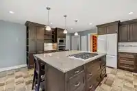 24355 48 AVENUE - thumbnail 8