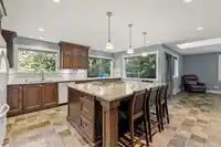24355 48 AVENUE - thumbnail 9
