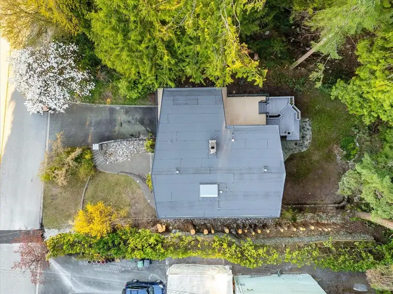 868 PROSPECT AVENUE - photo 4 of 40
