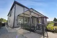 18585 56 AVENUE - thumbnail 3